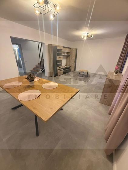 Duplex cu 4 camere cu Canalizare în Exterior Vest
