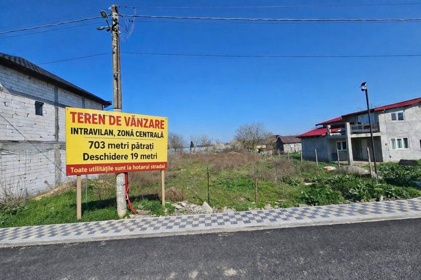 Teren de 703 mp, în Valea Dacilor