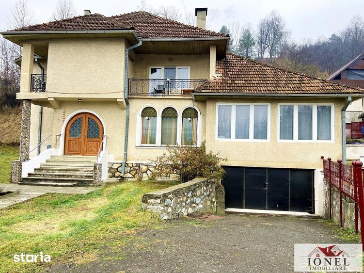 Casă cu 6 camere cu Teren 936 Mp în Abrud