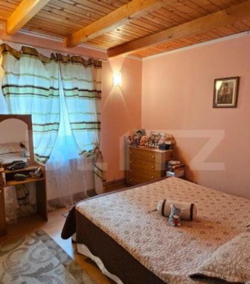 Casa deosebita, 3000 mp teren, 6 camere zona linistita - Bar - 13