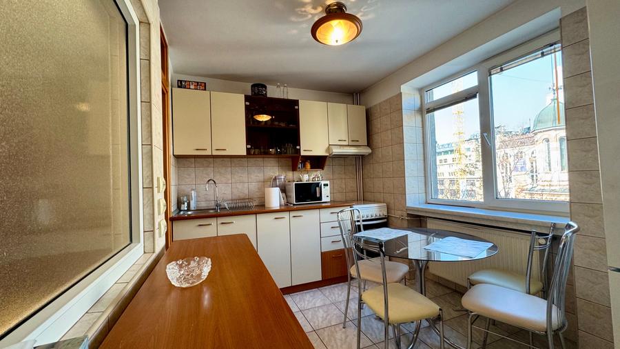 Vis avis cladire CEC, bloc 1980, unic, f. rar in piata - 3