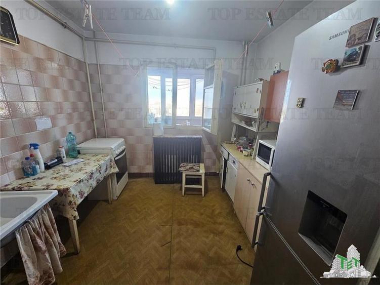 Apartament 3 camere 2 bai metrou Crangasi (bloc 1983) - 3