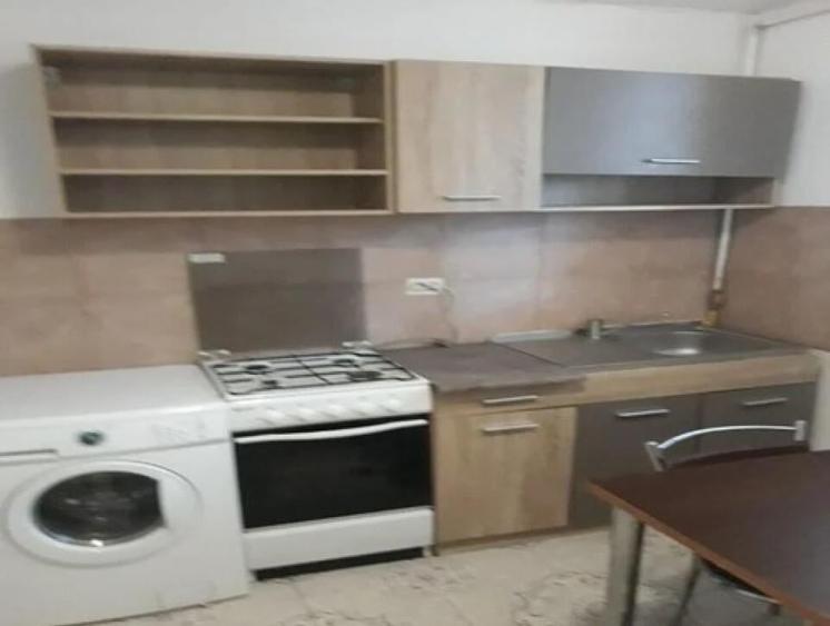 1 camera in zona Blascovici - 1