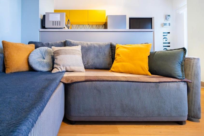 Apartament cu 2 camere semidecomandat în P-ța Romană