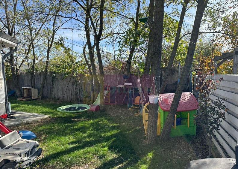 Casa 3 camere + dependin?e, curte 380, Sabareni - 3