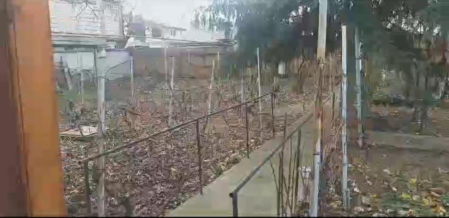 BERCENI-casa singur curte, teren 665m2, deschidere 24 - 7