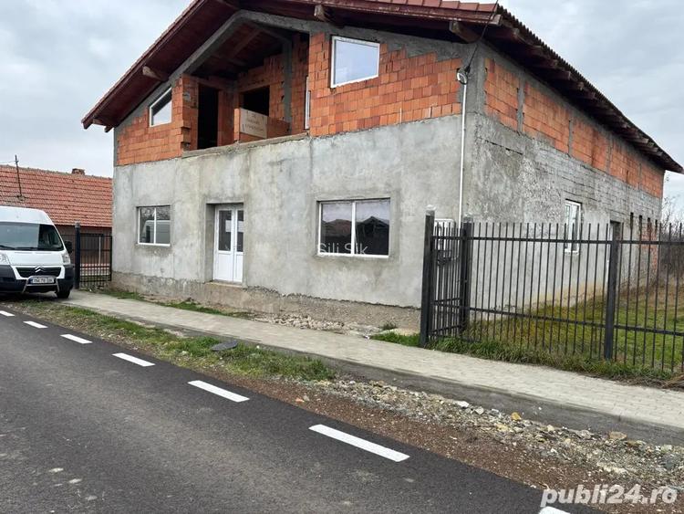 Vand casa inchiriez schimb Vand casa inchiriez schimb