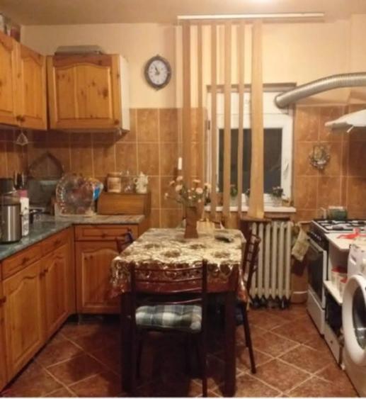 Vând apartament  2 camere - 2