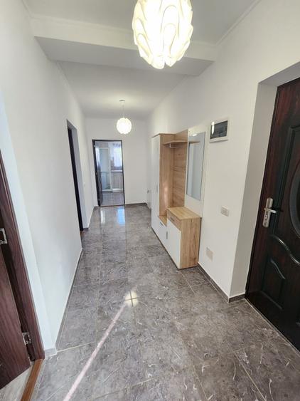 Inchiriez apartament cu 2 camere în Giroc - 4