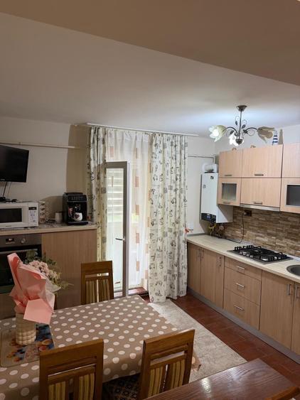 Apartament 2 camere decomandate, Carpati 2 - 3