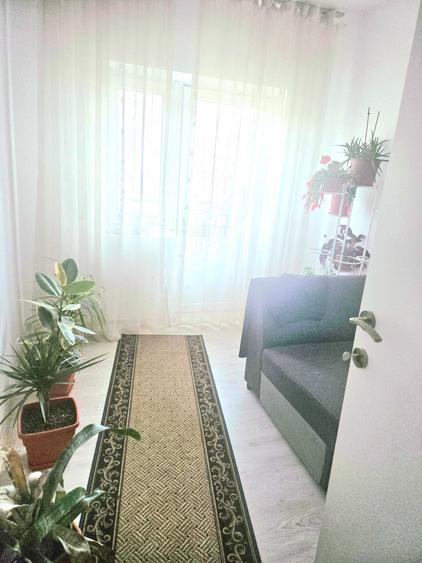 Apartament de vanzare - 3