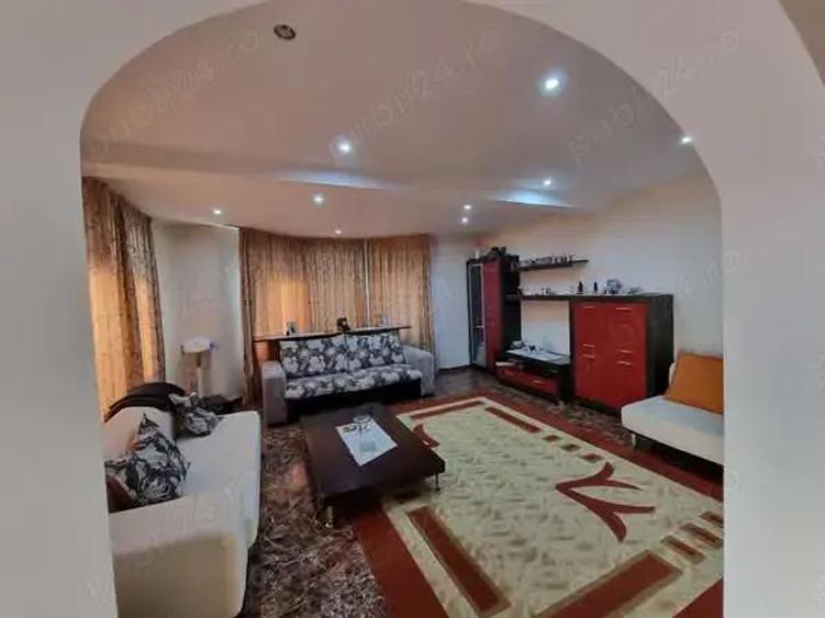 A 38 Proprietarul vinde 2 case cu 510 mp teren in ?erbane?ti Bacau - 19