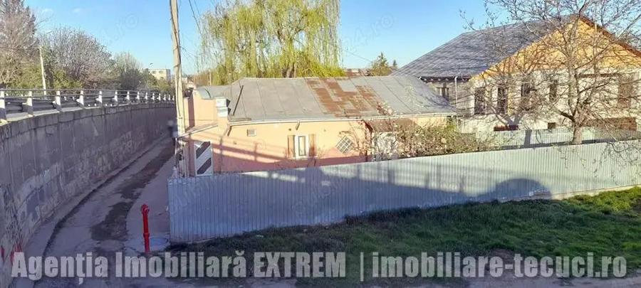 Casa de caramida cu 6 camere in Tecuci, 300mp teren in zona podului Balcescu - 11