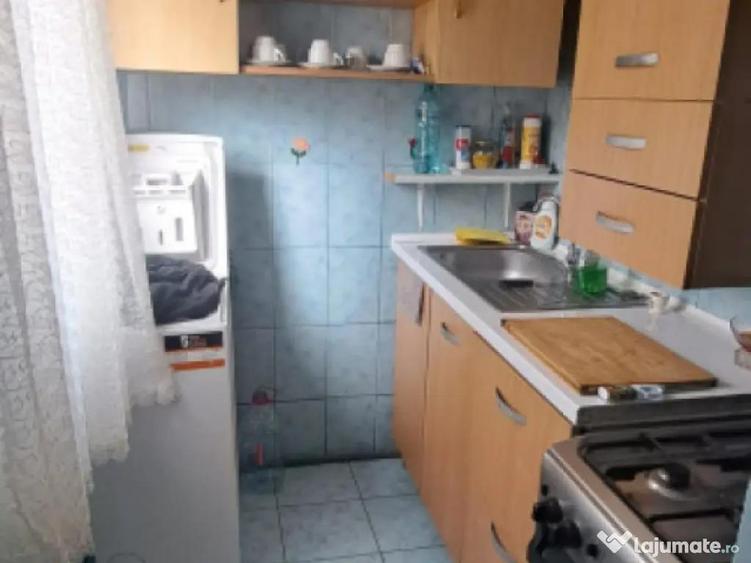 Apartament 3 camere, 38 mp, zona Piata Valea Rosie - 3