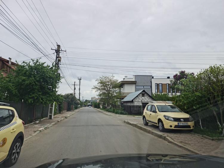 Vanzari terenuri in Lazu lot de casa - 4