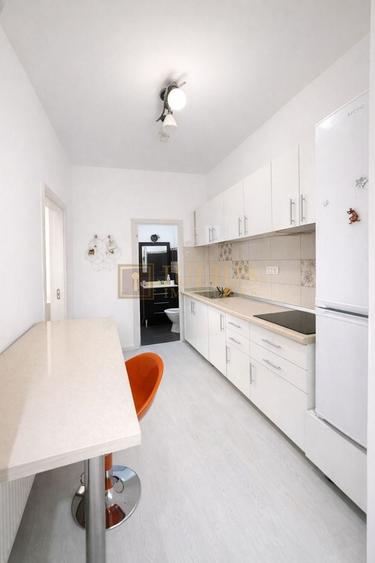 Piata Victoriei, 2 camere, centrala proprie. - 1