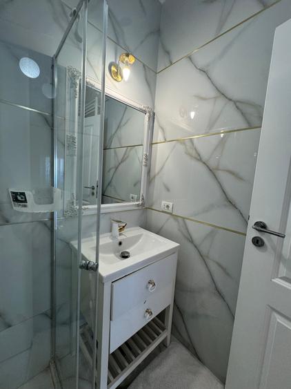 Superb! чудовий!    4 camere vedere la mare, mobilat si utilat, confort lux - 8