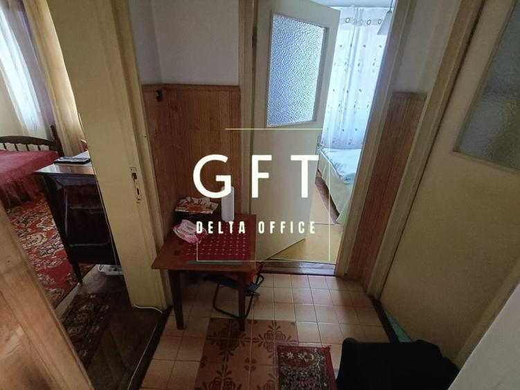 Apartament 3 camere,decomandat,2 balcoane,et. 4,Bdul Decebal - 4