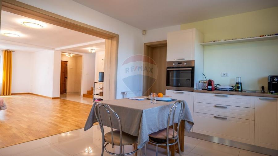 Branesti - vanzare vila deosebita cu 4 camere- Autostrada Soarelui - 1