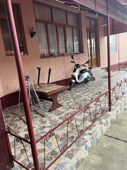Casa de vanzare cu 1700 mp situata pe strada muncii numarul 34 - 1