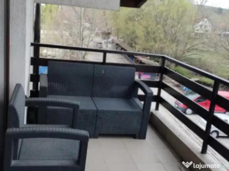 Apartament 2 camere, decomandat - zona Sanpetru - 3