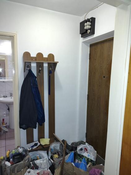 Vind garsoniera 1 ,etaj 1/7, util=39mp, Camera de Comert / str Splaiul Unirii 39 /,direct proprietar =0771569250 - 6