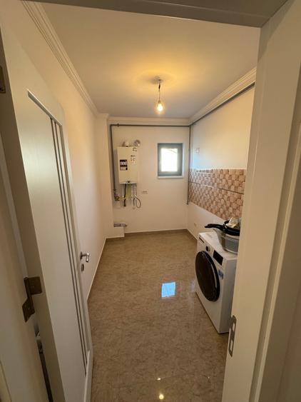 Apartament două camere decomandat nou/ et 1/ parc Bazilescu/ sector 1 - 10