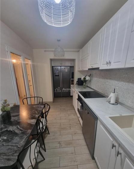 Apartament 3 cam et 2 decomandat renovat zona Colfescu - 3