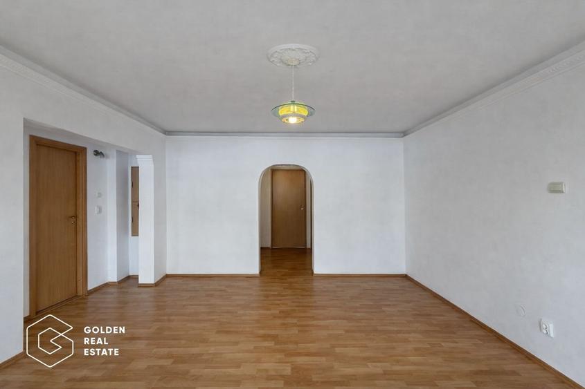 Apartament 4 camere, Micalaca, zona 100 - 11