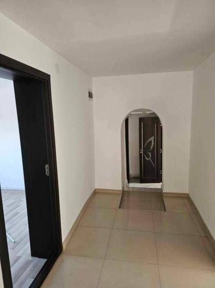Casa 3 camere - Palazu Mare - 600 euro/luna (Cod E2) - 3