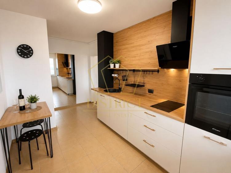 Apartament cu 3 camere semidecomandat, mobilat în Central