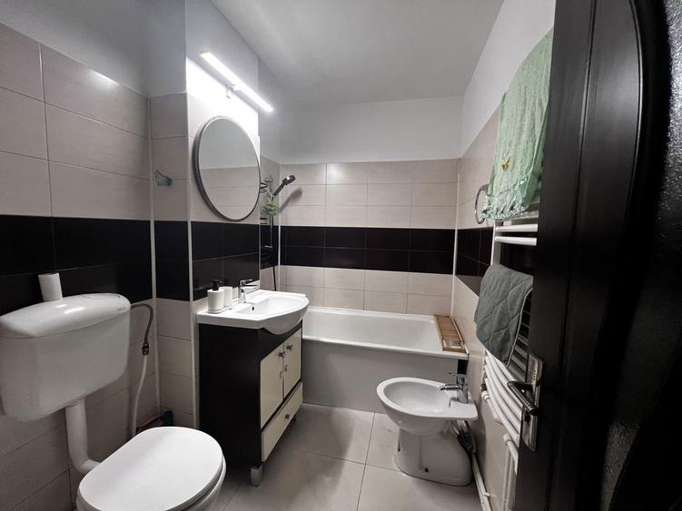 Apartament de vanzare cu 2 camere mobilat - 13