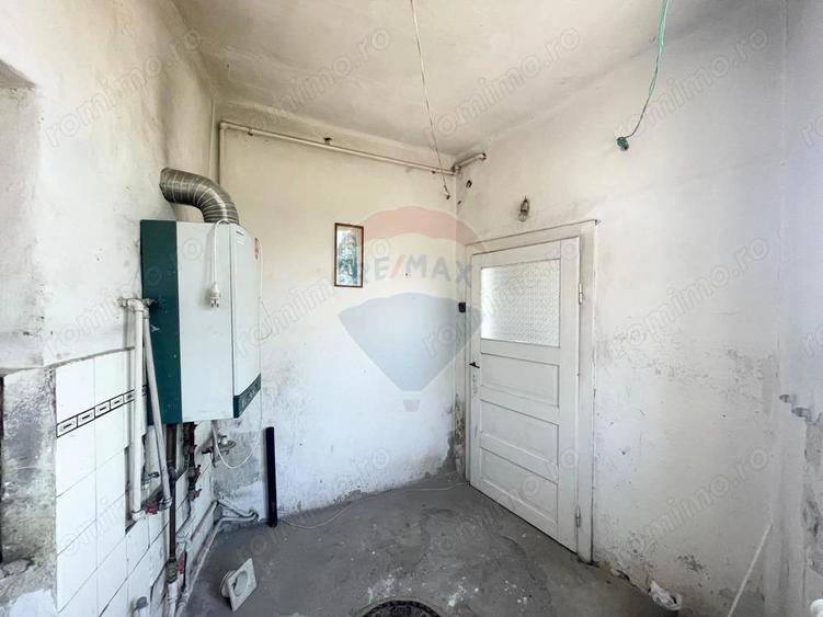 Casa cu 3 camere de vanzare in zona centrala comison 0% - 15