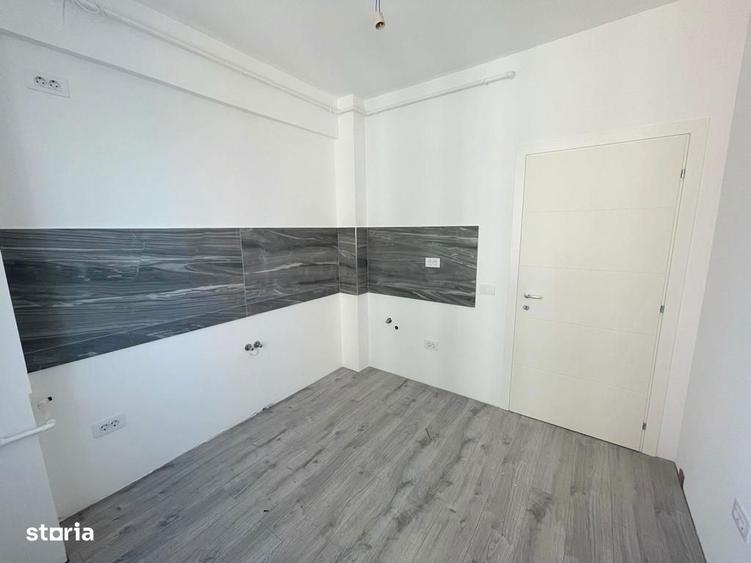 1 Cam Decomandat Capt Cug Visoianu Etaj Intermediar - 3