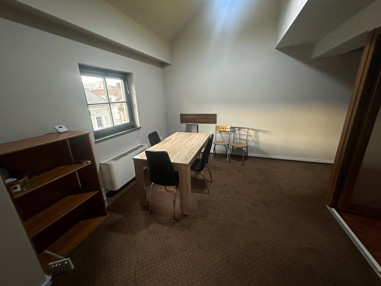 Apartament cu 4 camere in zona Unirii - 6