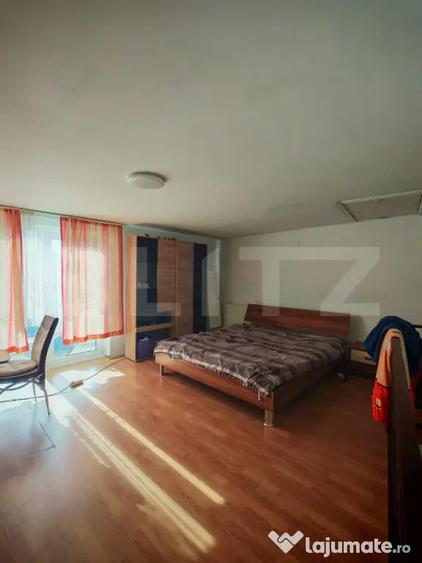 Casa cu 3 camere, 100 mp, zona centrala - 12