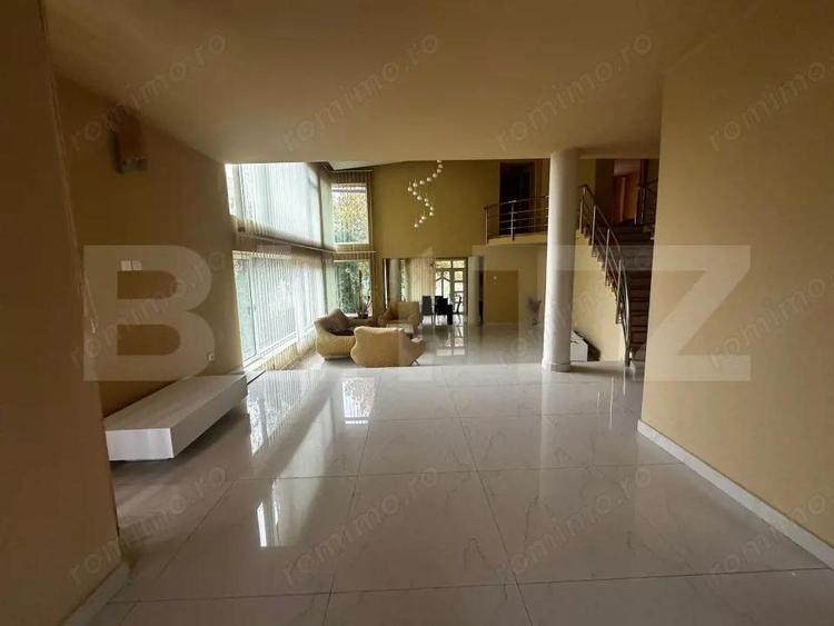 Casa de vanzare, 390 mp, zona Cetate - 3