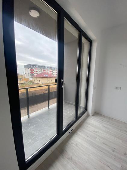 Apartament cu 3 camere decomandat în Militari