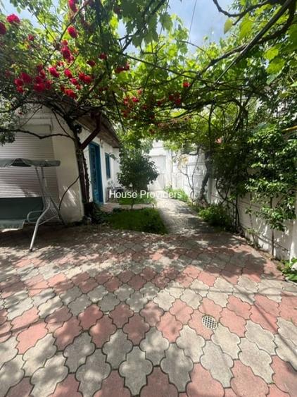 Vila,zona Domenii,negociabil,comision 0 - 17