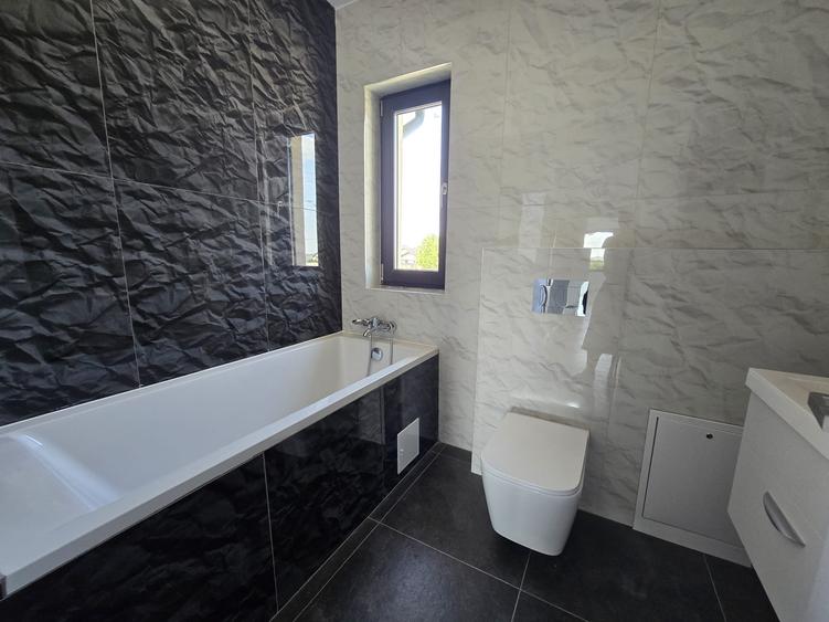 Vila tip duplex - 3 camere -2 bai - pod - incalzire in pardoseala-15 min de RATB - 7