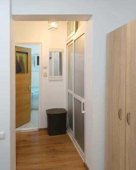 Proprietar, închiriez apartament 2 camere, Cercetătorilor,4 - 5