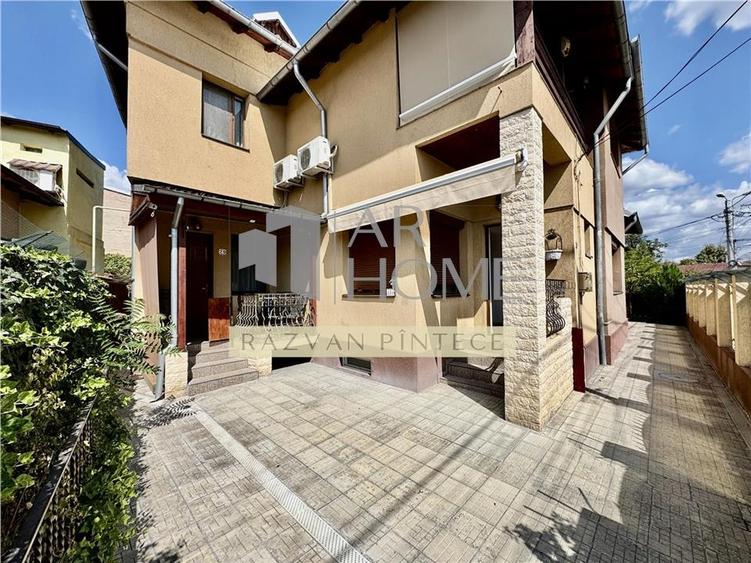 Vila P+1E, 5 camere, teren 234 mp, zona centrala, Ploiesti - 1