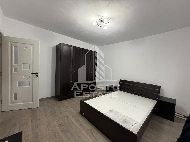 Casa cu 2 camere,centrala proprie, garaj,teren 350 mp ,zona Blascovici - 1