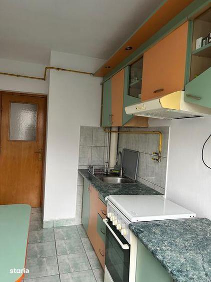 Vand apartament cu o camera in Hu?i - 5