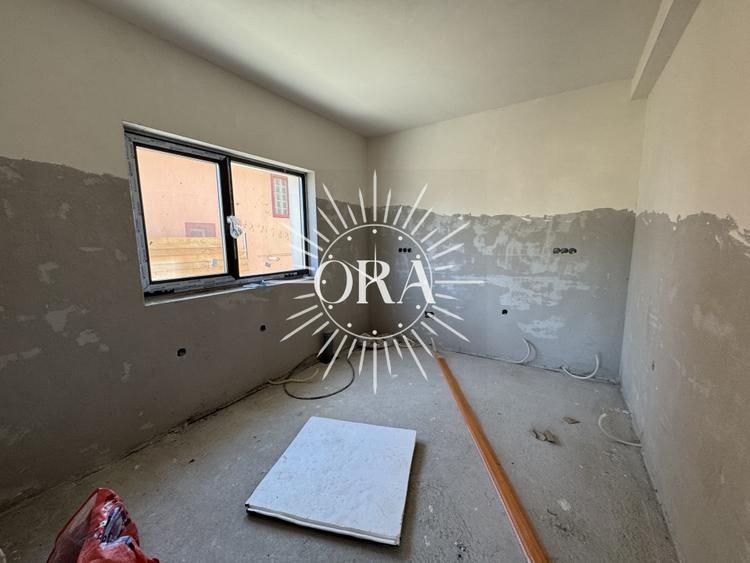 CASA CU CF 5 CAMERE DE VANZARE SEMIFINISATA | DAMBU ROTUND | TEREN 700 MP - 11