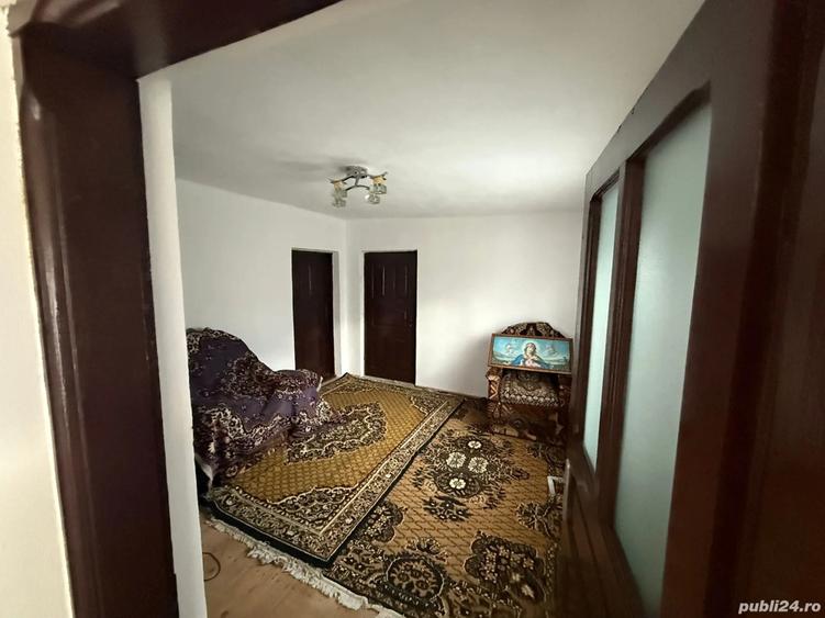 Casa cu teren de vanzare - 1