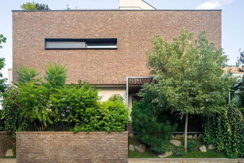 Vila de LUX in zona Iancu Nicolae-Cambridge School