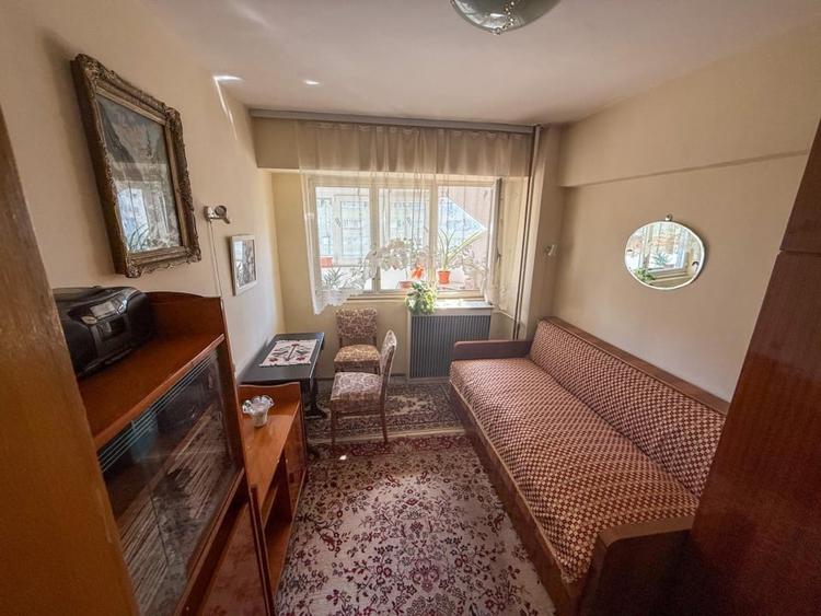 Apartament 4 Camere Piata Delfinului- Chisinau - 9