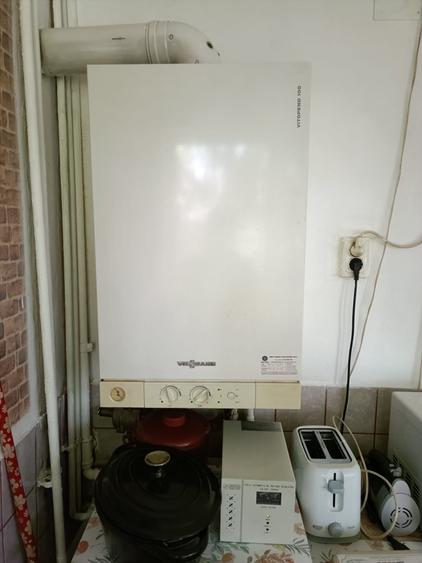 Vila 2005 central,parc 300m,6 cam,2 bai,AC,centrala,garaj,teren 365mp,usor neg. - 14