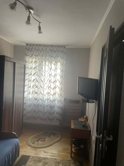 Apartament str. Pomilor - 6